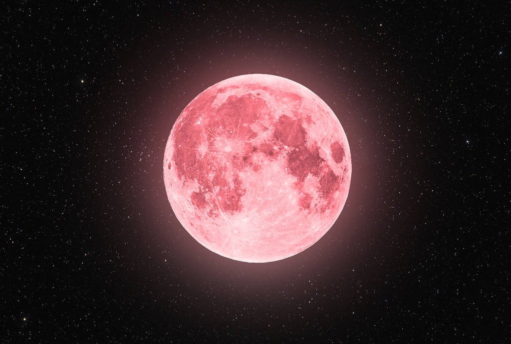 Strawberry Moon rises over the night sky ahead of the June 29, 2026 full moon event