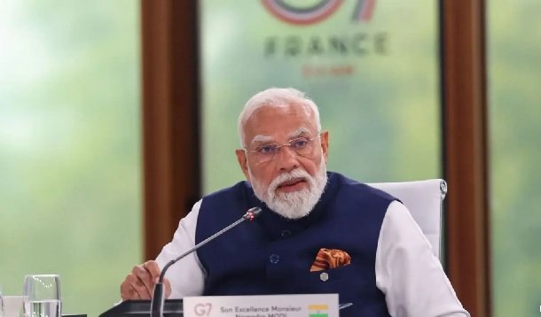 Prime Minister Narendra Modi addresses leaders during the G7 Summit 2026 in France