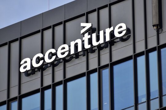 Accenture office building amid vacation policy change