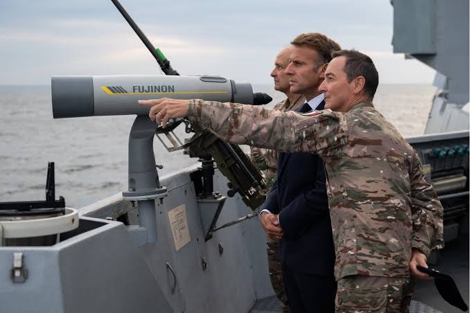 France tests upgraded M51.3 nuclear-capable missile from submarine